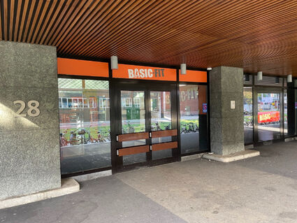 Basic-Fit Rotterdam Delftseplein 24/7