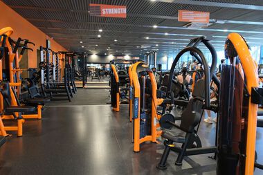 Basic-Fit Vlissingen Baskensburgplein 24/7