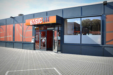 Basic-Fit Tilburg Artemisstraat 24/7 Basic-Fit Tilburg Artemisstraat 24/7