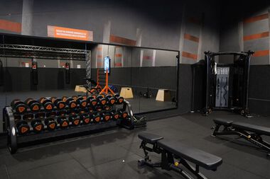 Basic-Fit Vlissingen Baskensburgplein 24/7