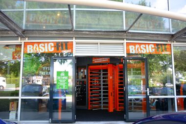 Basic-Fit Woerden Botnische Golf 24/7 Basic-Fit Woerden Botnische Golf 24/7